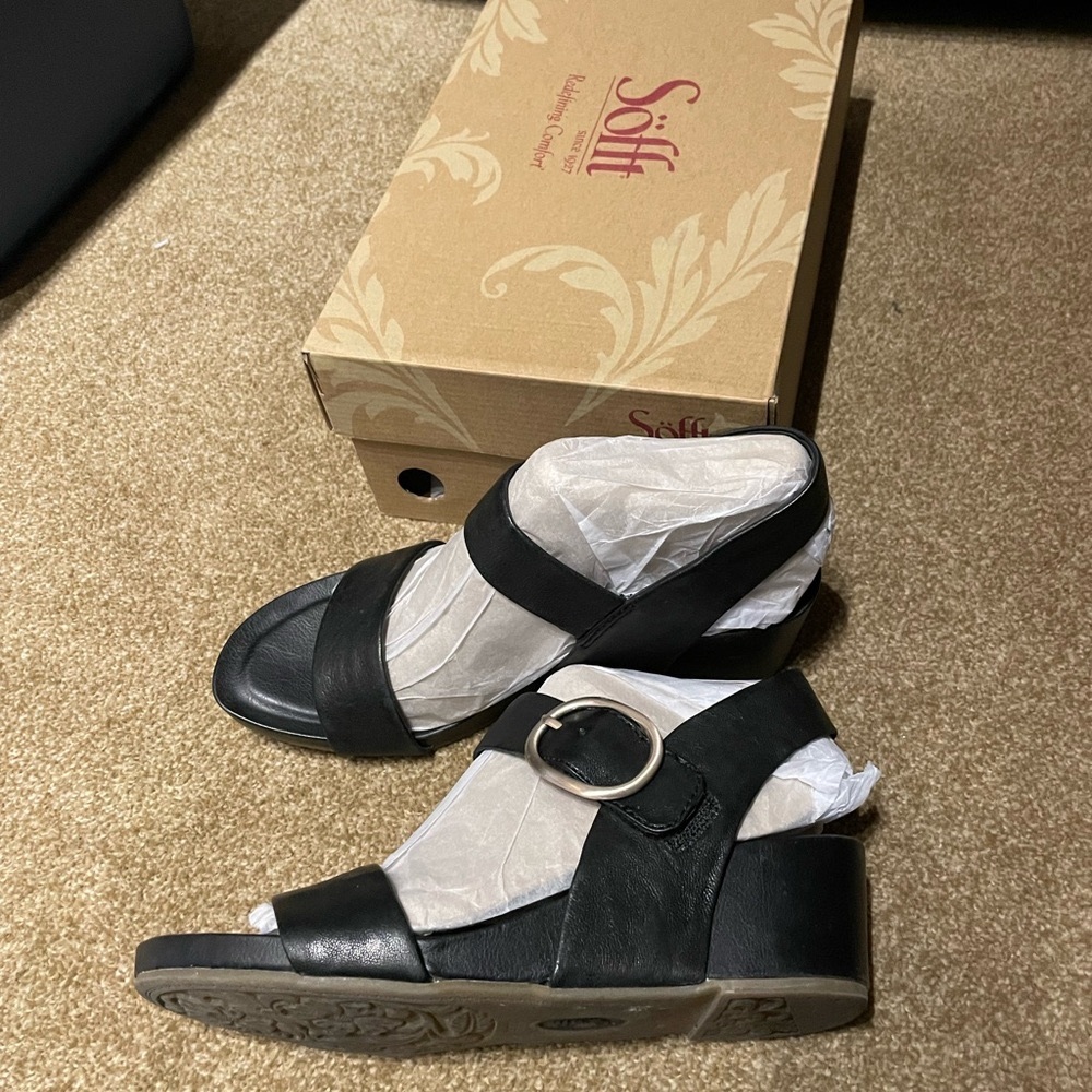 Sofft Vaya Black Sandals